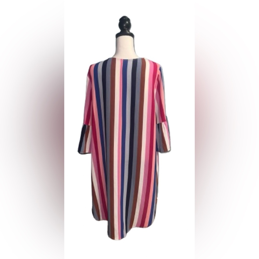 Colorful Striped cover up - Picture 3 of 5